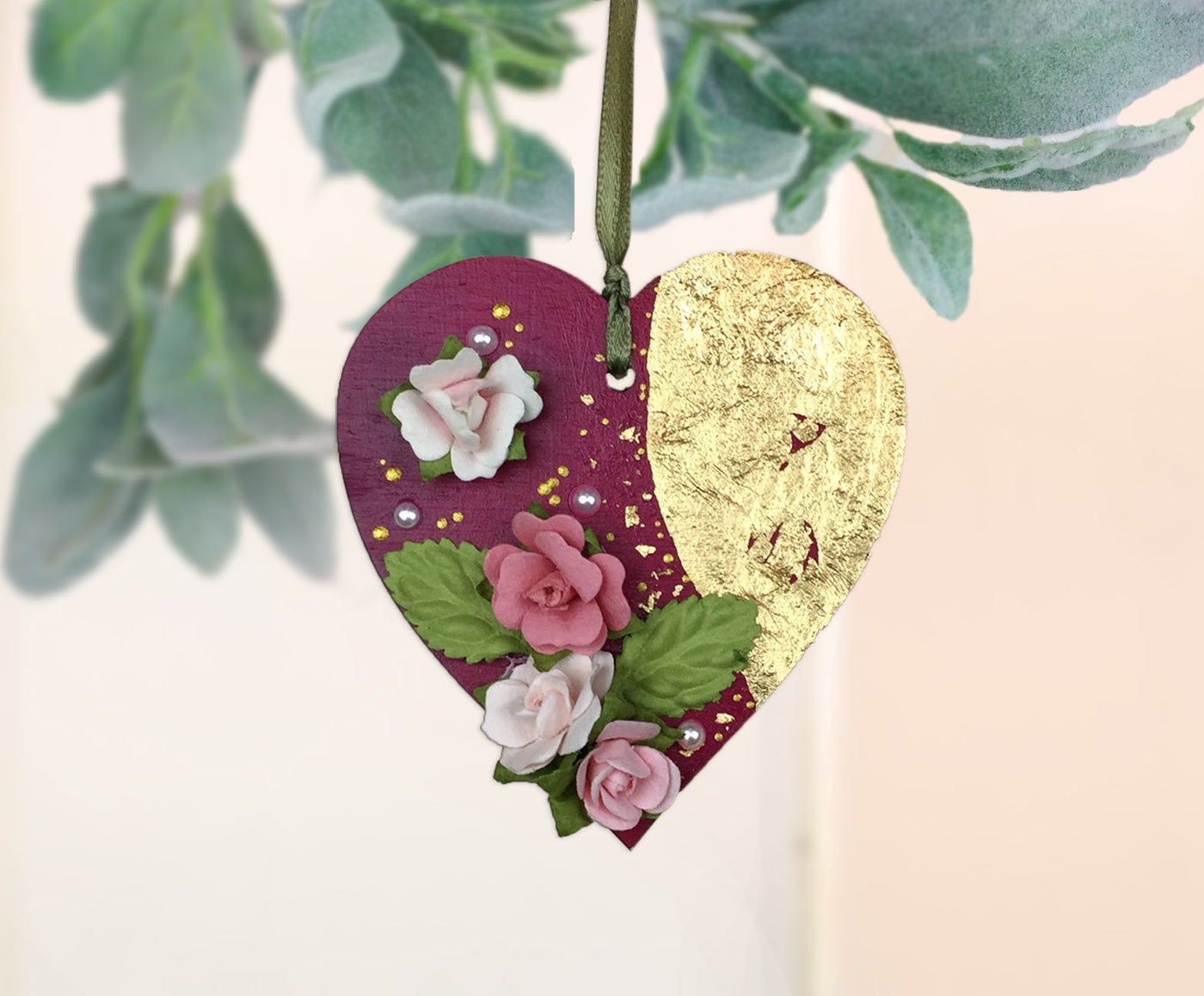 Wine red Valentines Day flowers Heart ornament
